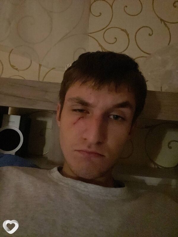 Александр, 21, Перми — анкета №3999494