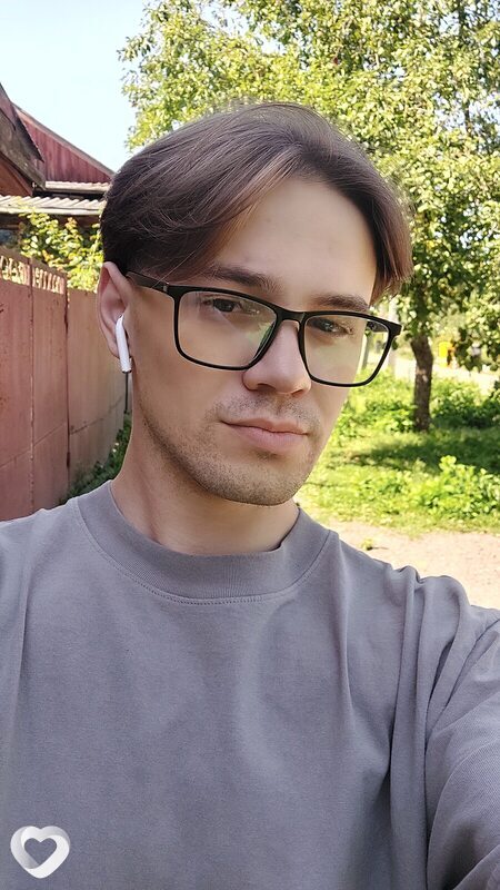 Артём, 27, Гомеле — анкета №4001352