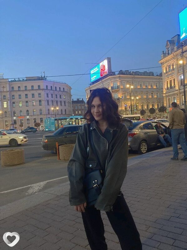 Оля, 21, Твери — анкета №4001555