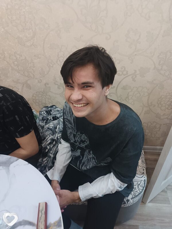 Денис, 21, Уфе — анкета №4001784