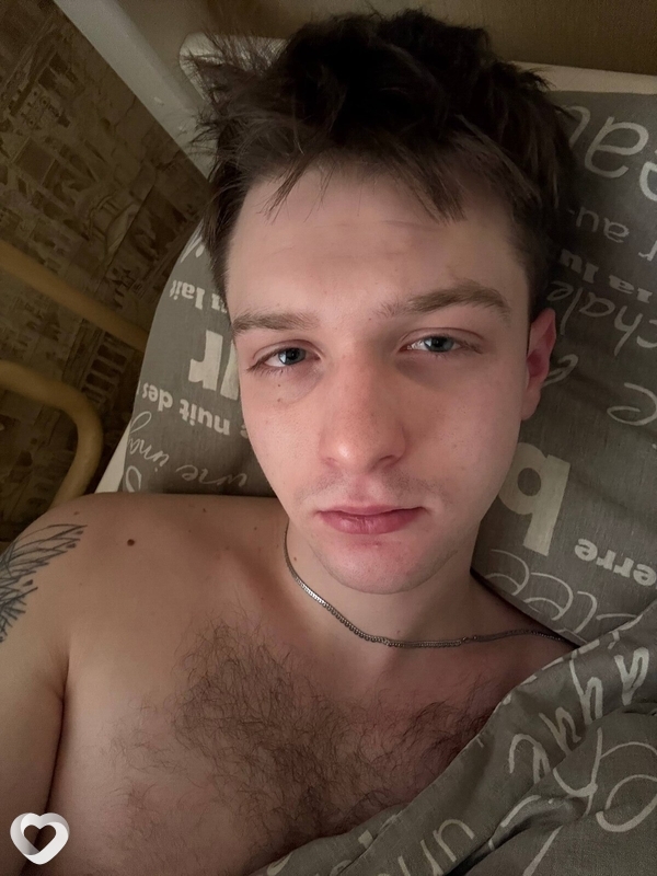 Павел, 19, Брянске — анкета №4001834
