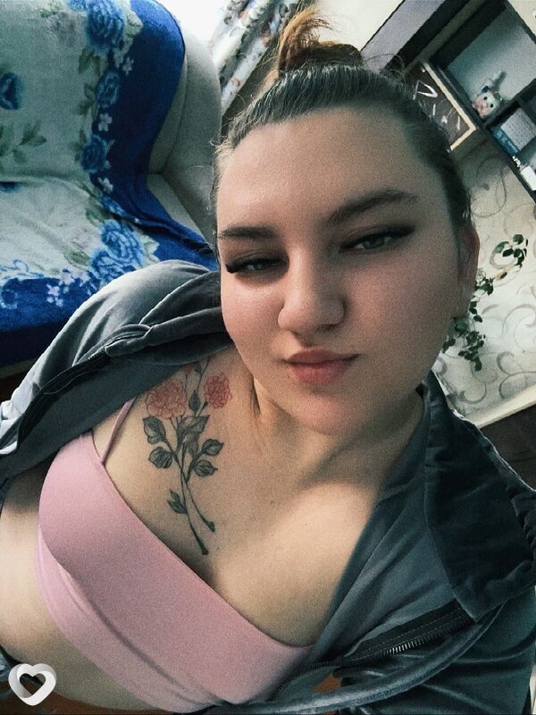 Анна, 18, Абакане — анкета №4002202