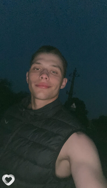 Владислав, 22, Гомеле — анкета №4002475