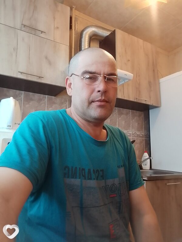 Максим, 43, Старом Осколе — анкета №4002667