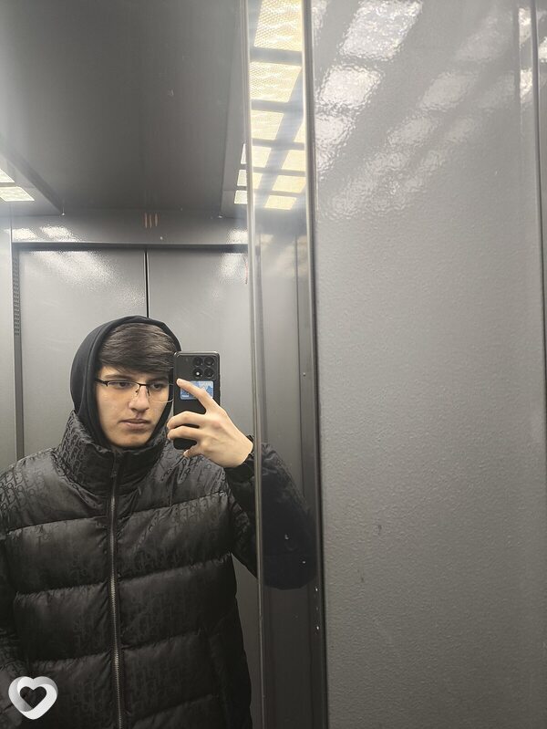 Сардор, 21, Орехово-Зуеве — анкета №4002737