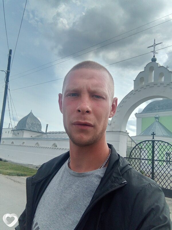 Артёмка, 25, Ульяновске — анкета №4003179
