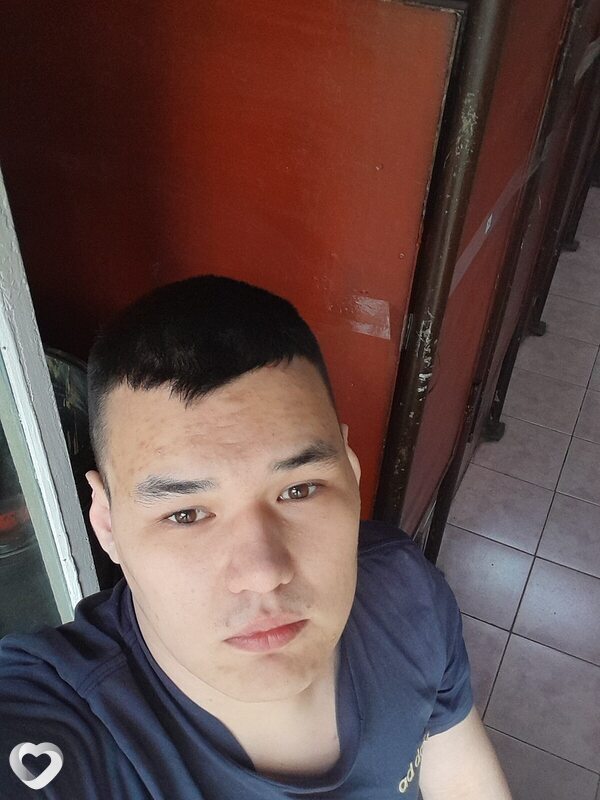 Василий, 21, Якутске — анкета №4004351