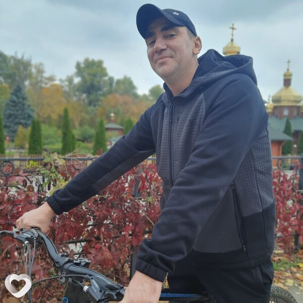 Артем, 39, Днепр — анкета №4004109
