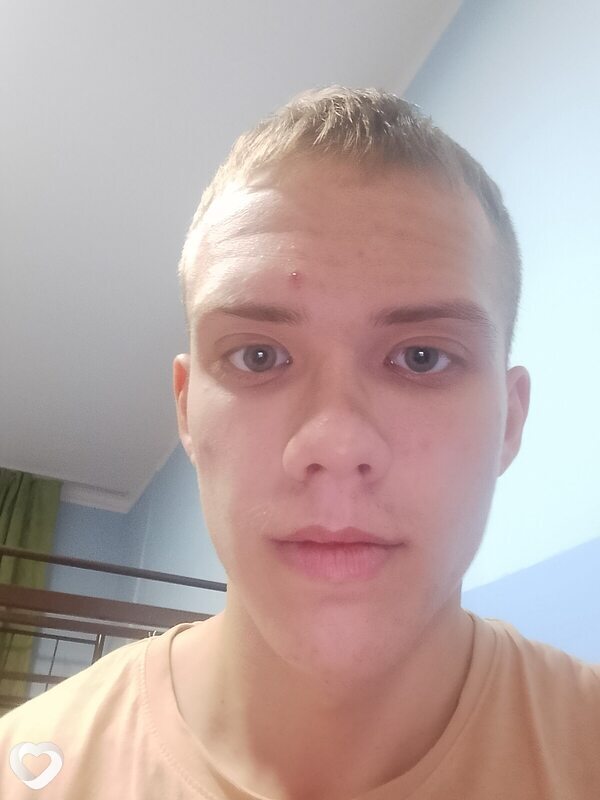 Марк, 20, Барнауле — анкета №4004437