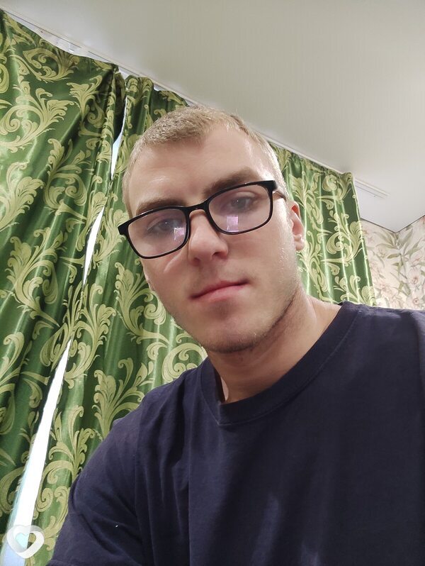 Діма, 20, Кривое Роге — анкета №4004759