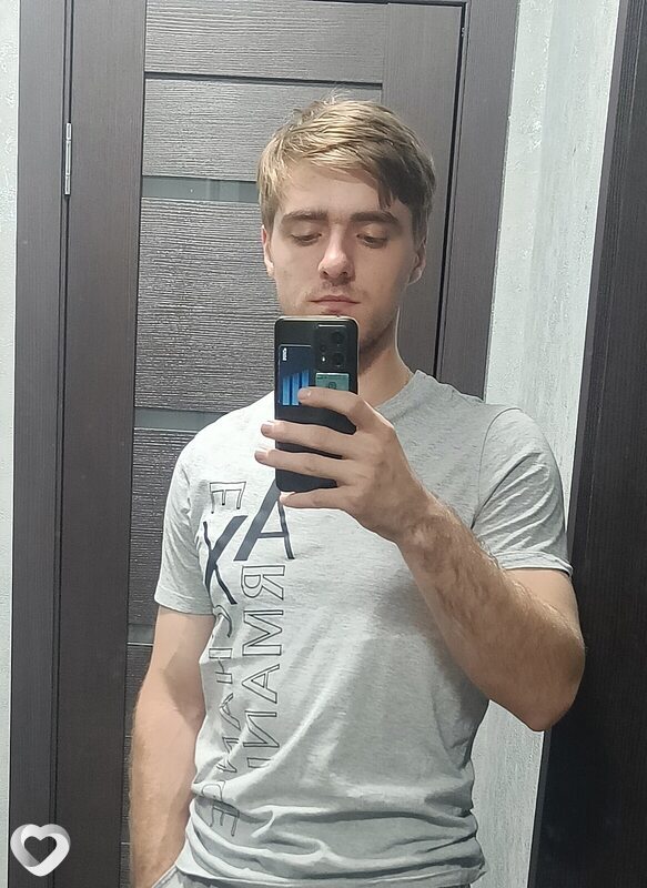Михаил, 24, Абакане — анкета №4005101