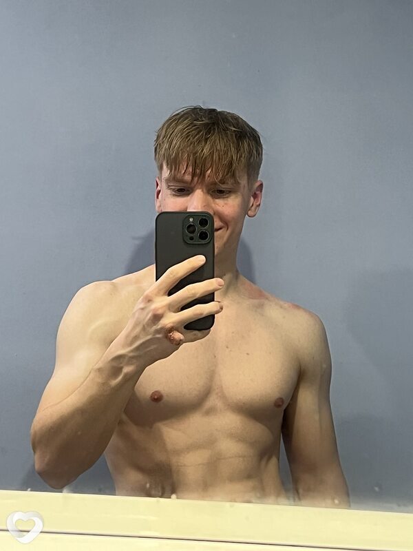Кирилл, 23, Саратове — анкета №4006022