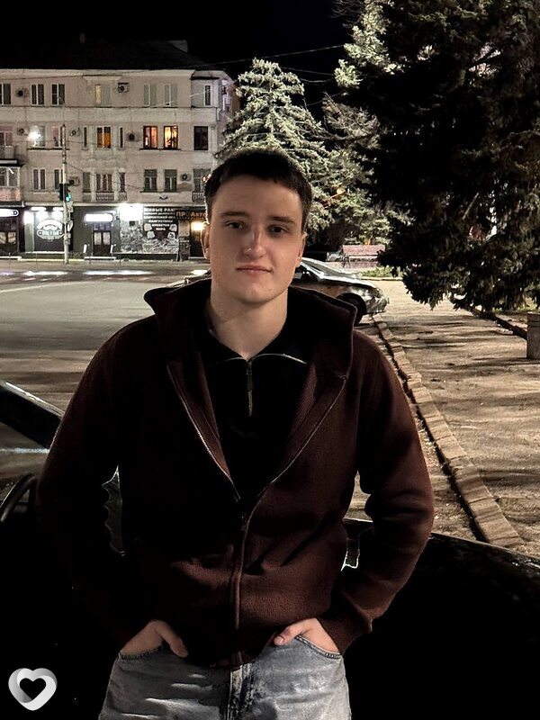 Никита, 18, Донецке — анкета №4006145