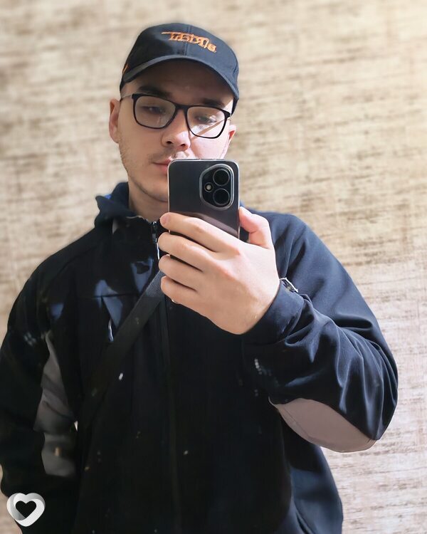 Стас, Кобрин