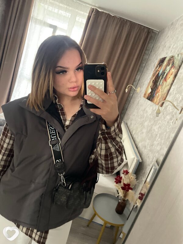 Дарьяна, 18, Ростове-на-Дону — анкета №4007273