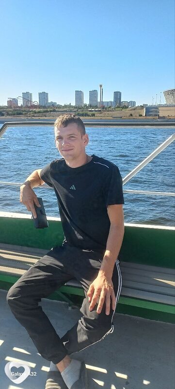 Константин, 22, Красном Сулине — анкета №4007539
