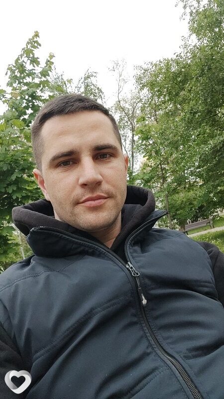 Максим, Горловка