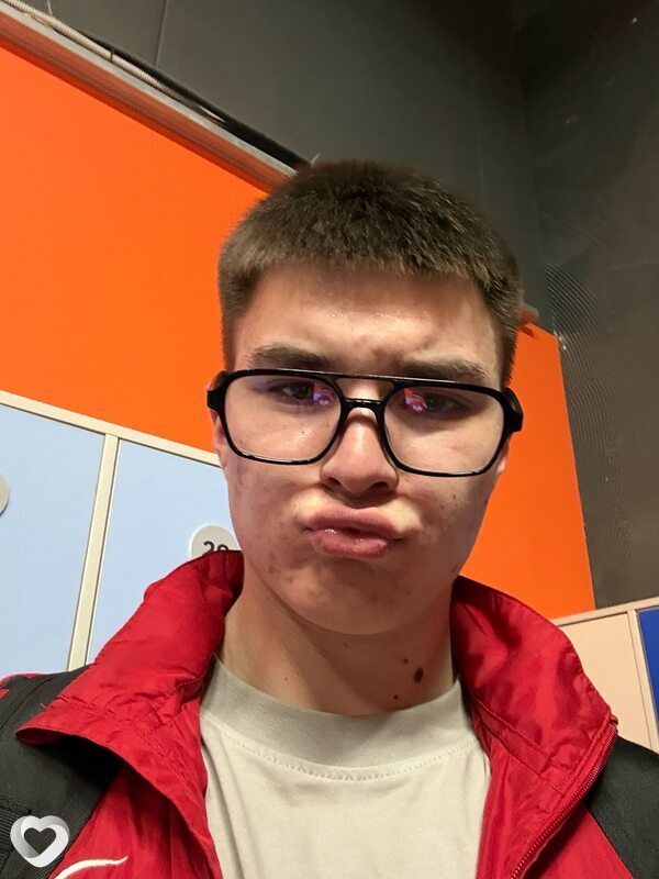 Илья, 21, Нижнем Новгороде — анкета №4009801