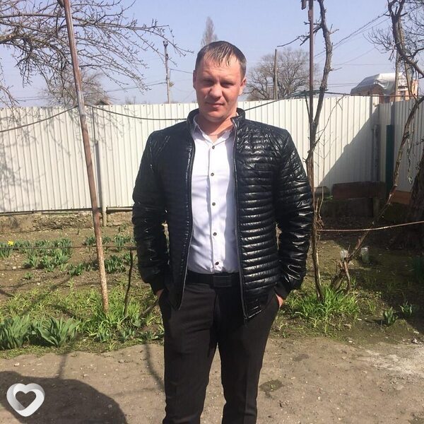 Алексей, 38, Снежном — анкета №4009343