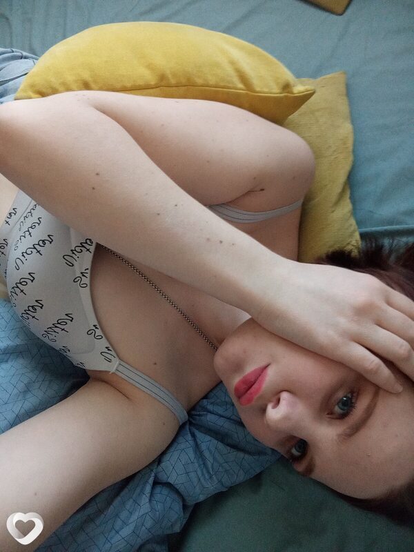 Надежда, 18, Красноярске — анкета №4009392