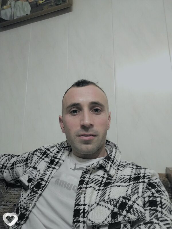 Артём, 28, Ярославле — анкета №4010038