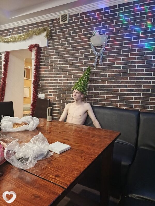 Дмитрий, 23, Омске — анкета №4010682