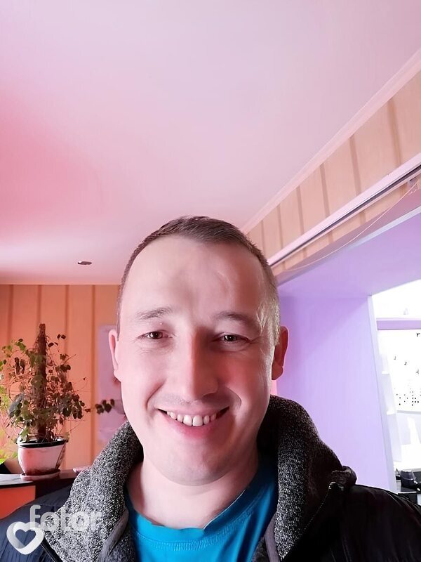 Михаил, 25, Великих Луках — анкета №4010996