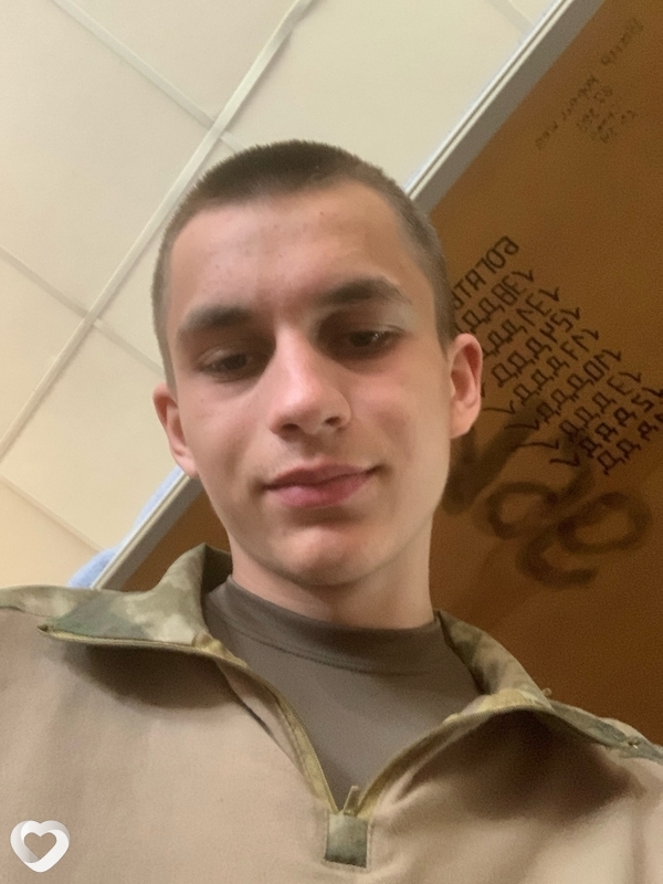 Даня, 20, Донецке — анкета №4011044