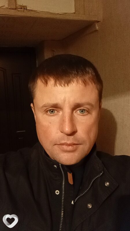 Олег, 40, Сосновом Боре — анкета №4011054