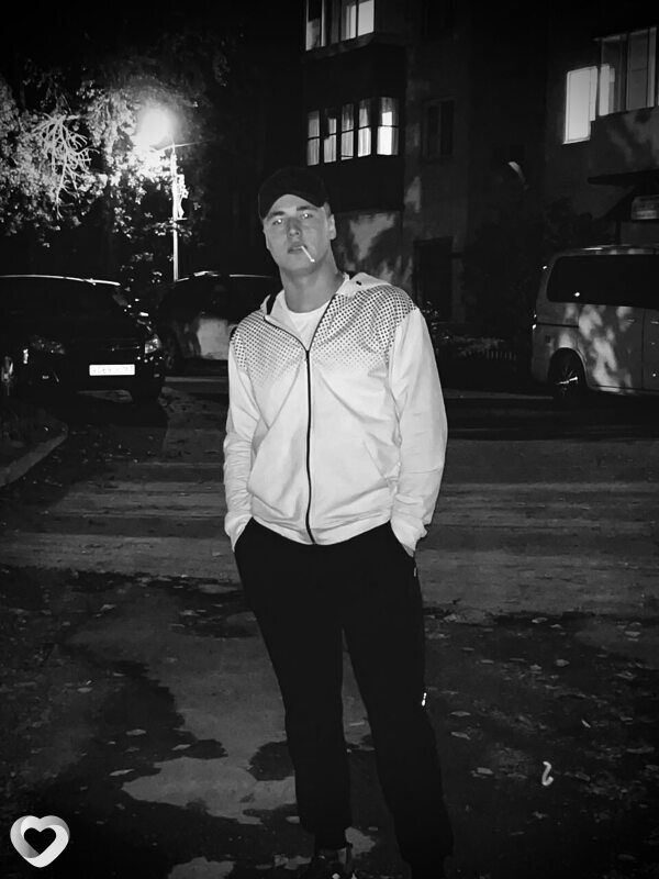 Макс, 19, Кемерове — анкета №4011256
