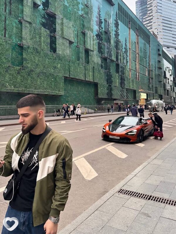 Амир, 24, Москве — анкета №4011411