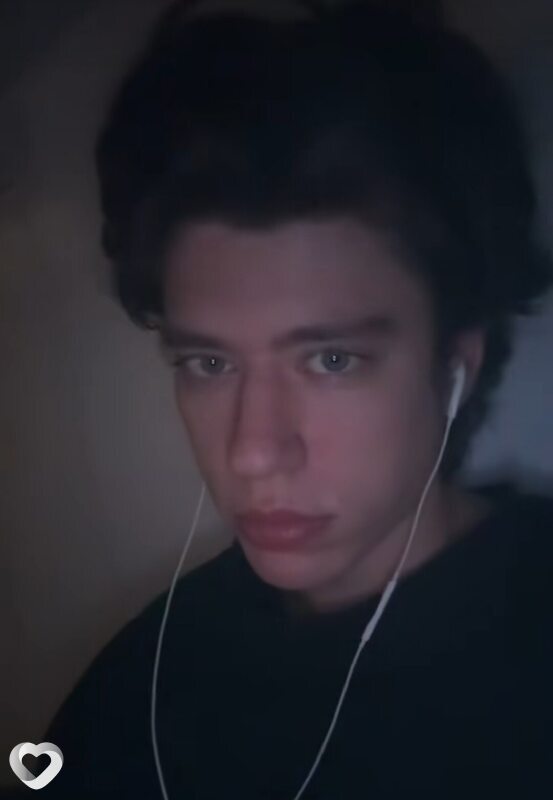Максим, 26, Актау — анкета №4011623