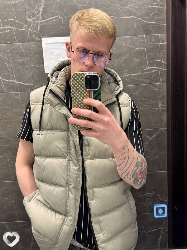 Иоанн, 26, Нижневартовске — анкета №4012611