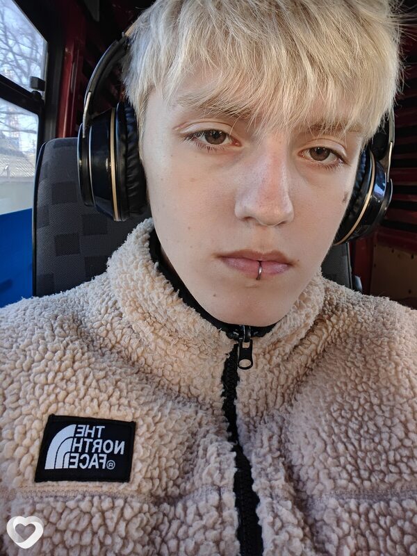 Дима, 18, Санкт-Петербурге — анкета №4013395