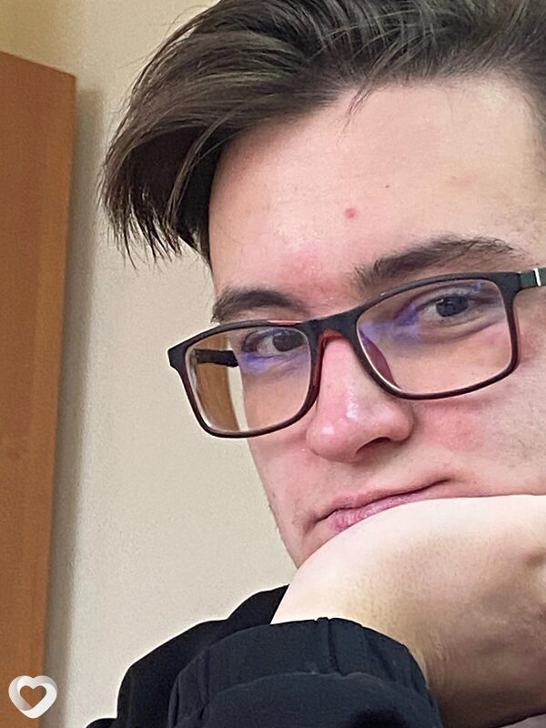 Максим, 20, Кирове — анкета №4014129
