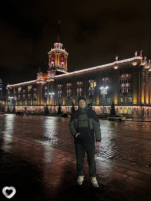 Максим, 18, Рудном — анкета №4014096