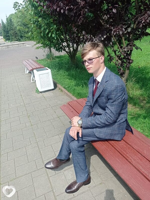 Дмитрий, 21, Калининграде — анкета №4014109