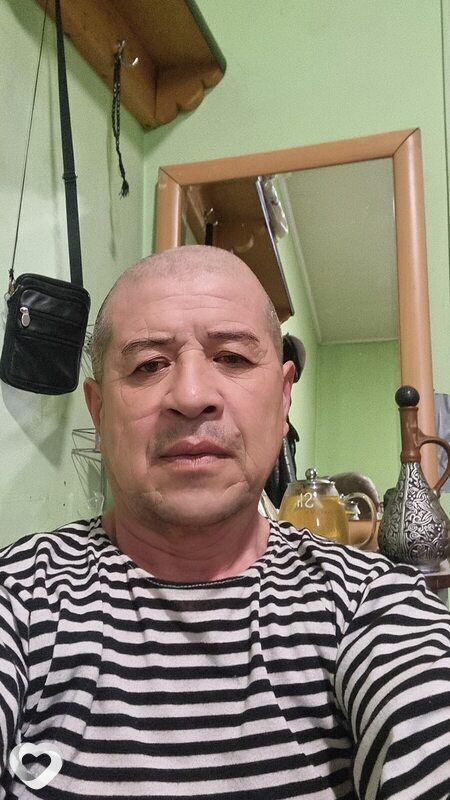 Ахмаджон, Холмск