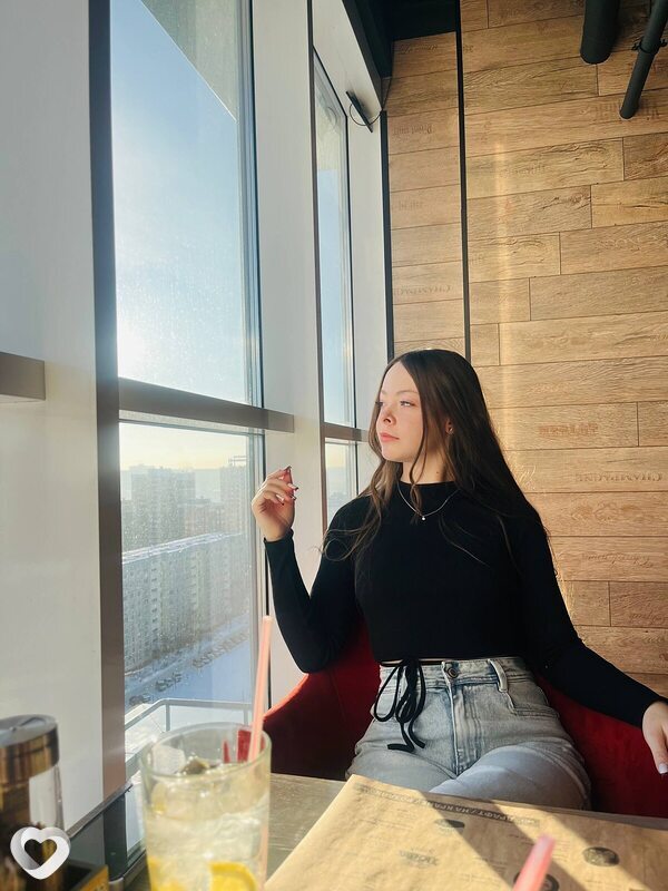 Анастасия, 19, Барнауле — анкета №4014908