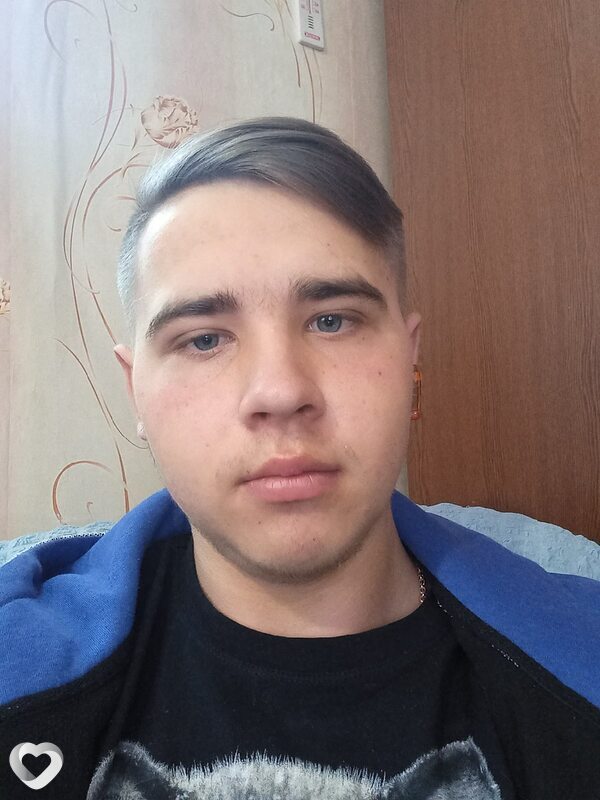 Макс, 22, Камышине — анкета №4015596