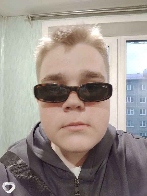 Денис, 18, Новокузнецке — анкета №4016211