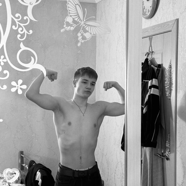 Дима, 18, Кирове — анкета №4018265