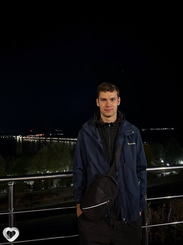 Женя, 23, Ульяновске — анкета №4018125