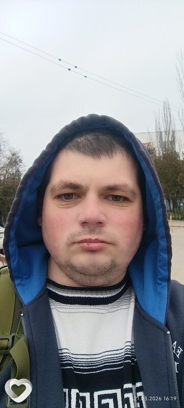 Евгений Евгений, Керчь