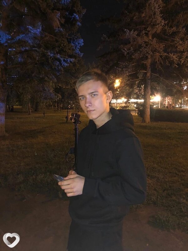 Витя, 22, Екатеринбурге — анкета №4018691