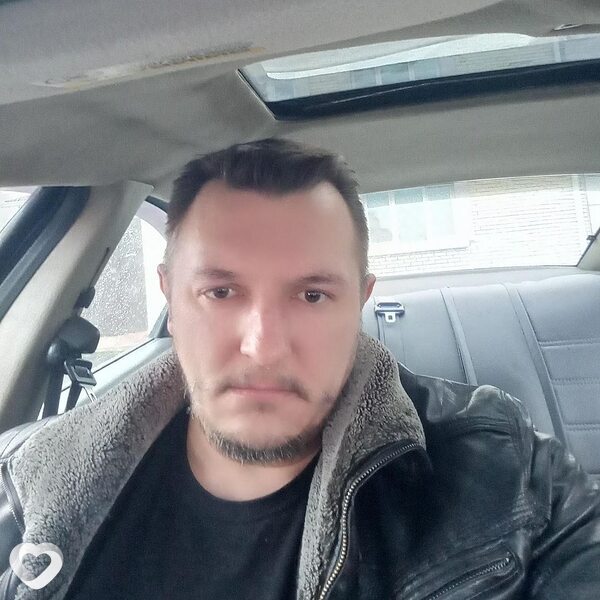 Дмитрий, Островец