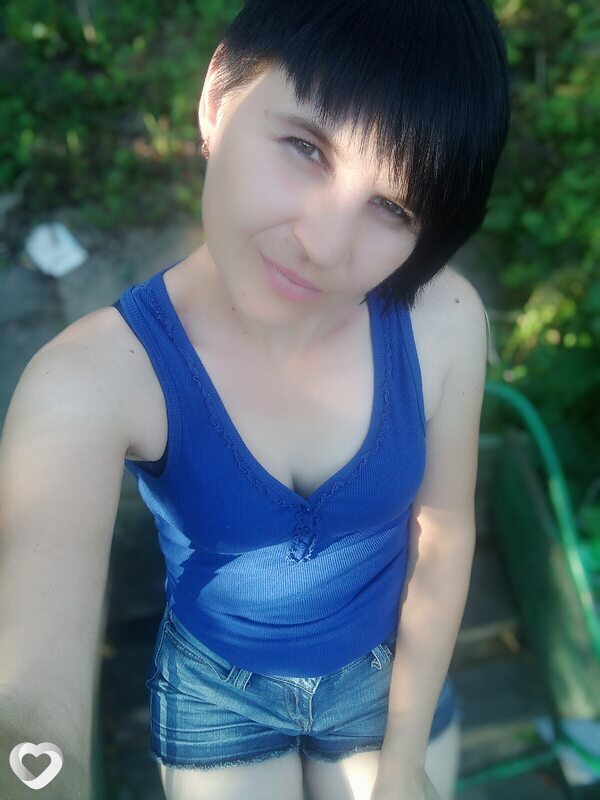 Юля, Харцызск
