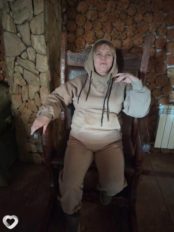 Люба, 49, Бийске — анкета №4019295