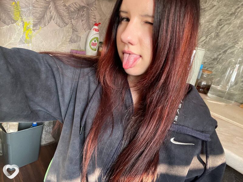 Юлька, 19, Находке — анкета №4020214