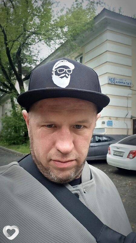 Михаил, 39, Снежном — анкета №4020215
